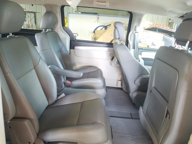 Photo 5 VIN: 2C4RVABG3CR217691 - VOLKSWAGEN ROUTAN SE 