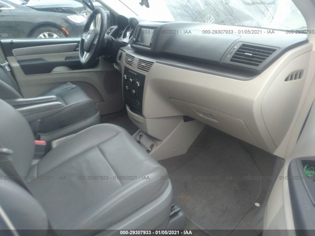 Photo 4 VIN: 2C4RVABG3CR293850 - VOLKSWAGEN ROUTAN 