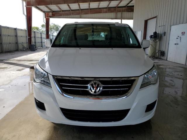 Photo 4 VIN: 2C4RVABG3CR392510 - VOLKSWAGEN ROUTAN SE 