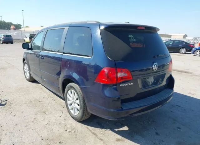 Photo 2 VIN: 2C4RVABG3DR725385 - VOLKSWAGEN ROUTAN 