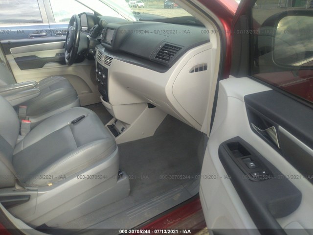 Photo 4 VIN: 2C4RVABG4CR293856 - VOLKSWAGEN ROUTAN 