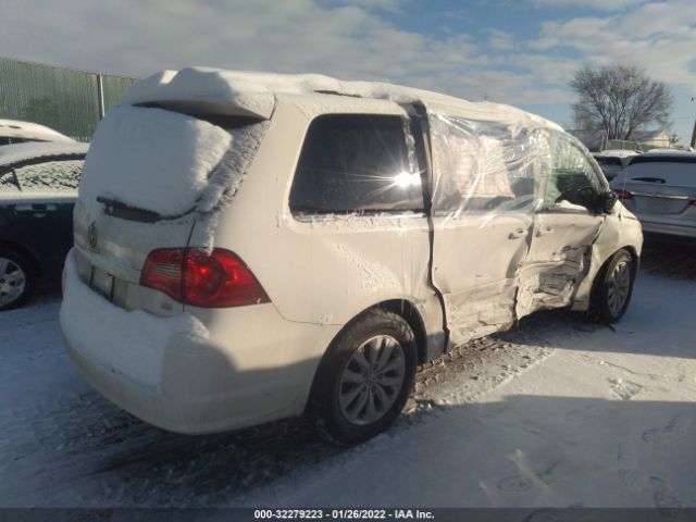 Photo 3 VIN: 2C4RVABG4CR355577 - VOLKSWAGEN ROUTAN 