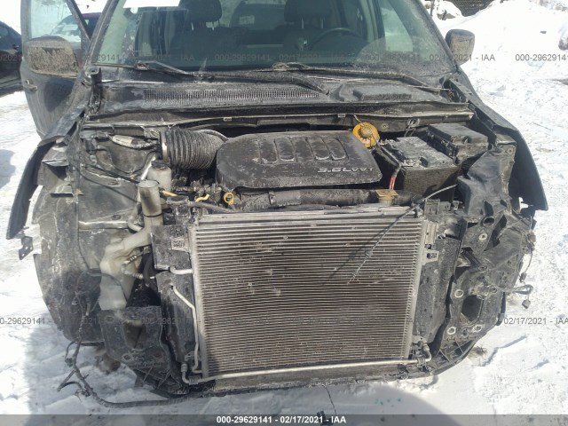 Photo 5 VIN: 2C4RVABG4DR724889 - VOLKSWAGEN ROUTAN 