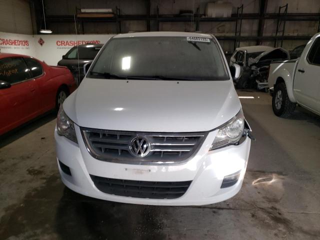 Photo 4 VIN: 2C4RVABG5DR725436 - VOLKSWAGEN ROUTAN 