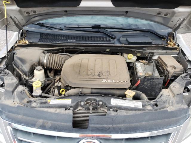 Photo 6 VIN: 2C4RVABG6CR293938 - VOLKSWAGEN ROUTAN SE 