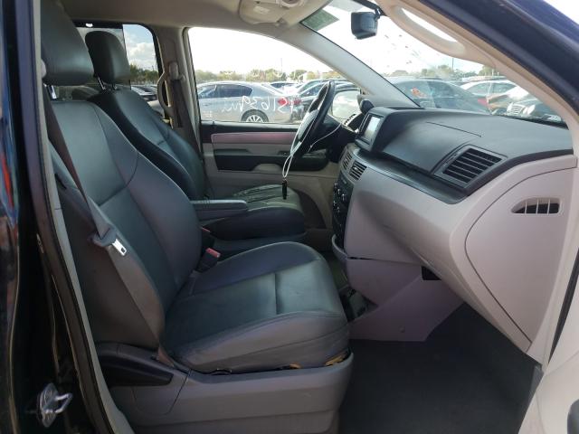 Photo 4 VIN: 2C4RVABG6CR355192 - VOLKSWAGEN ROUTAN SE 