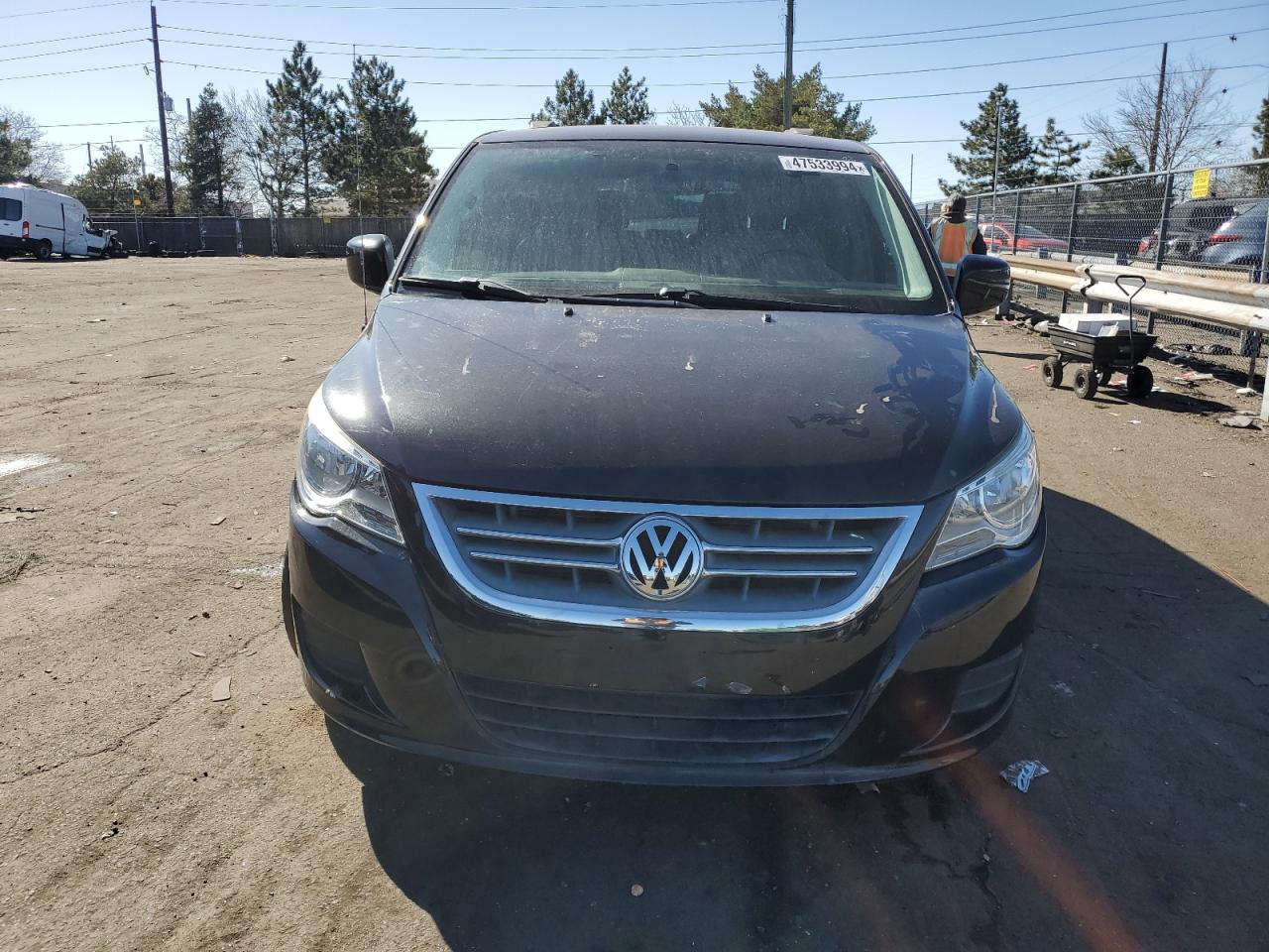 Photo 4 VIN: 2C4RVABG6CR393618 - VOLKSWAGEN ROUTAN 