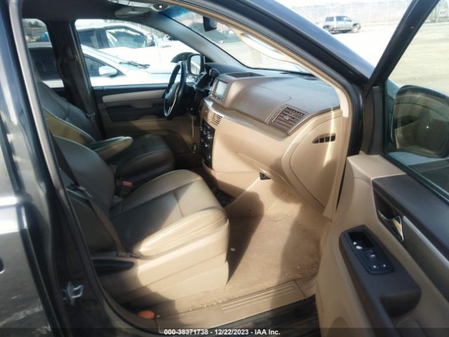 Photo 4 VIN: 2C4RVABG7CR127623 - VOLKSWAGEN ROUTAN 