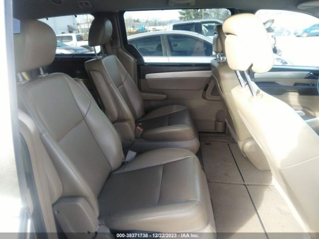 Photo 7 VIN: 2C4RVABG7CR127623 - VOLKSWAGEN ROUTAN 