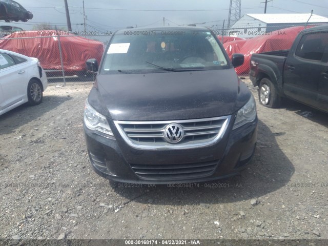 Photo 5 VIN: 2C4RVABG7CR240794 - VOLKSWAGEN ROUTAN 