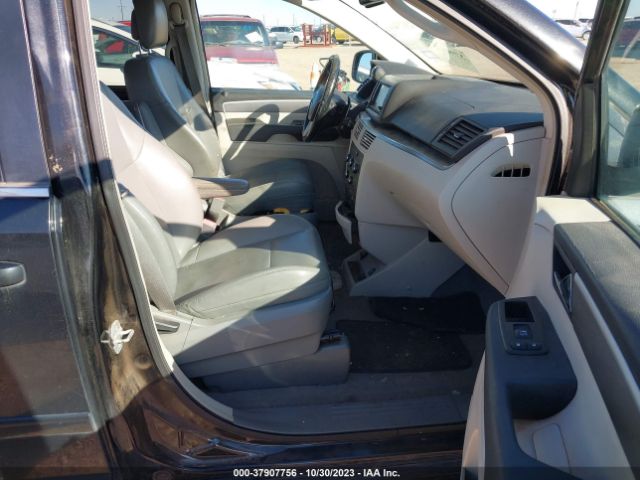 Photo 4 VIN: 2C4RVABG7DR723929 - VOLKSWAGEN ROUTAN 