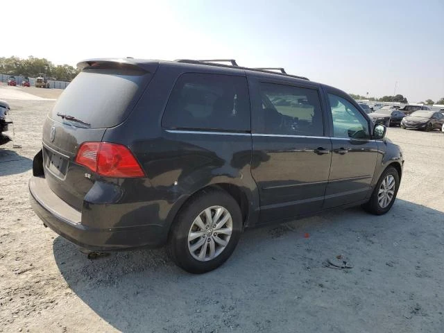 Photo 2 VIN: 2C4RVABG8CR152028 - VOLKSWAGEN ROUTAN SE 