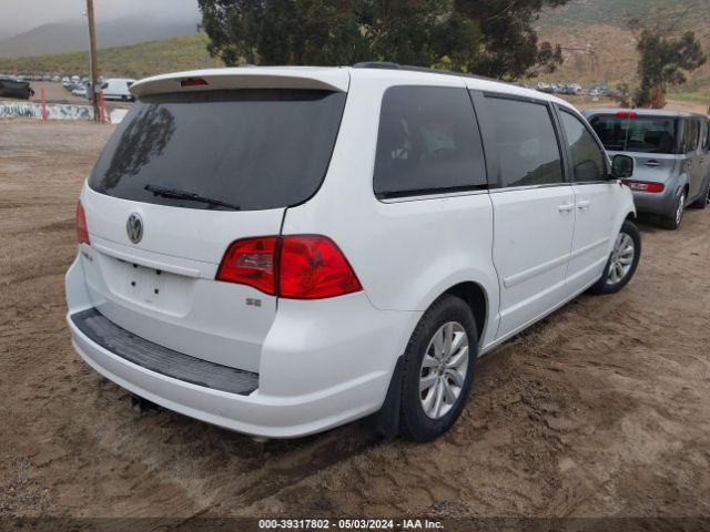 Photo 3 VIN: 2C4RVABG8DR725432 - VOLKSWAGEN ROUTAN 