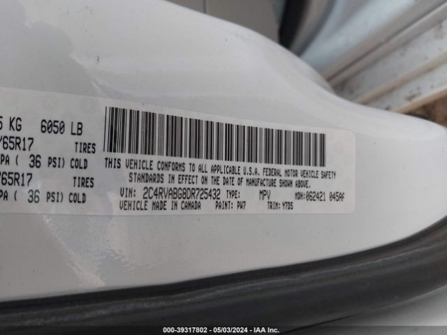 Photo 8 VIN: 2C4RVABG8DR725432 - VOLKSWAGEN ROUTAN 