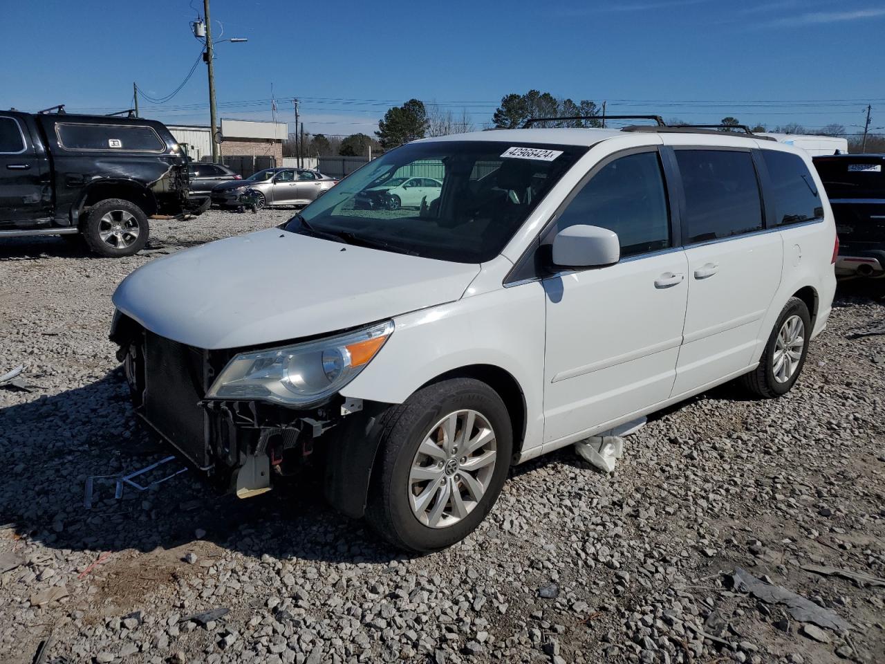 Photo 0 VIN: 2C4RVABG8ER134888 - VOLKSWAGEN ROUTAN 