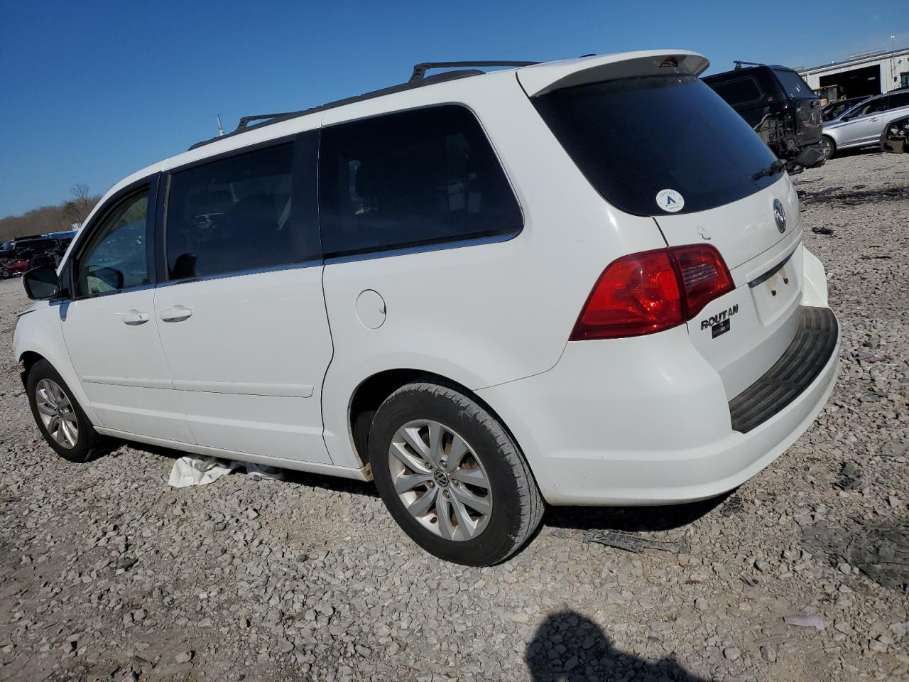 Photo 1 VIN: 2C4RVABG8ER134888 - VOLKSWAGEN ROUTAN 