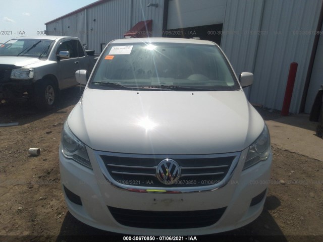 Photo 5 VIN: 2C4RVABG9CR390633 - VOLKSWAGEN ROUTAN 