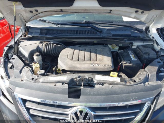 Photo 9 VIN: 2C4RVABG9CR391717 - VOLKSWAGEN ROUTAN SE 