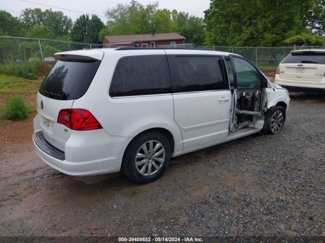 Photo 3 VIN: 2C4RVABG9DR725441 - VOLKSWAGEN ROUTAN 