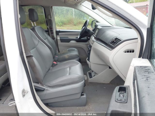 Photo 4 VIN: 2C4RVABG9DR725441 - VOLKSWAGEN ROUTAN 