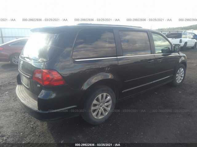 Photo 3 VIN: 2C4RVABGXCR136185 - VOLKSWAGEN ROUTAN 