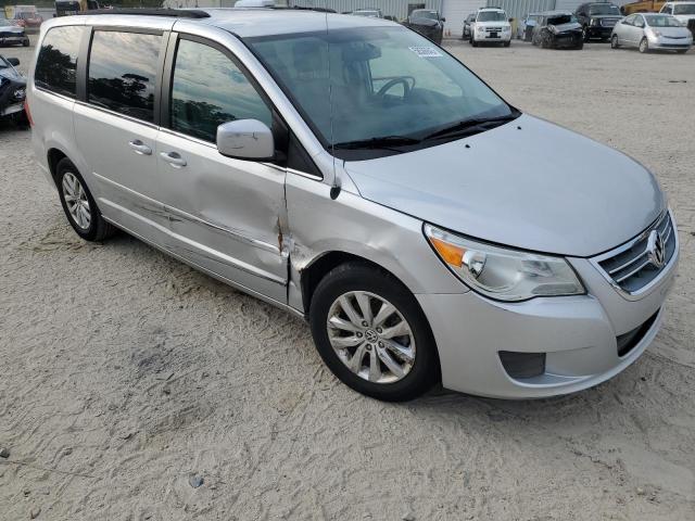 Photo 3 VIN: 2C4RVABGXCR194054 - VOLKSWAGEN ROUTAN SE 