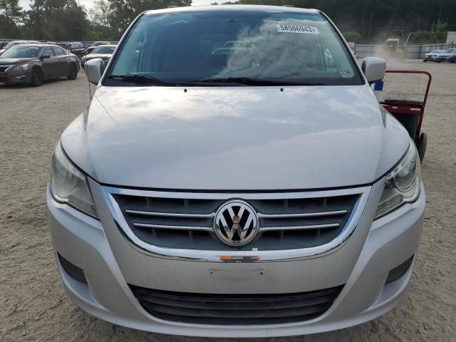 Photo 4 VIN: 2C4RVABGXCR194054 - VOLKSWAGEN ROUTAN SE 