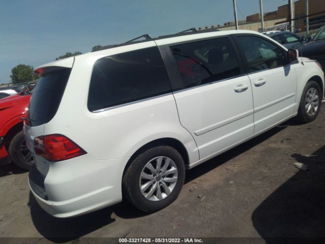 Photo 3 VIN: 2C4RVABGXCR240224 - VOLKSWAGEN ROUTAN 