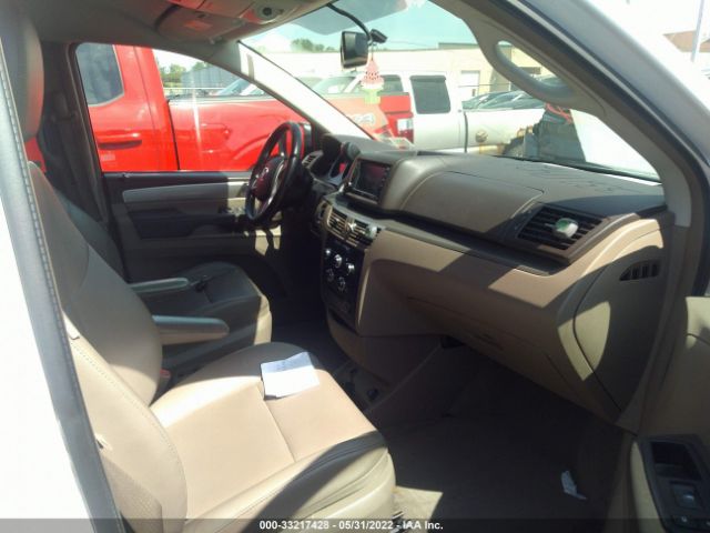 Photo 4 VIN: 2C4RVABGXCR240224 - VOLKSWAGEN ROUTAN 