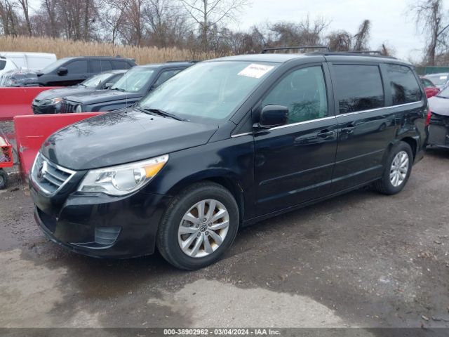 Photo 1 VIN: 2C4RVABGXCR293733 - VOLKSWAGEN ROUTAN 