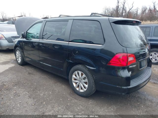 Photo 2 VIN: 2C4RVABGXCR293733 - VOLKSWAGEN ROUTAN 