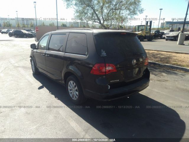 Photo 2 VIN: 2C4RVABGXCR294168 - VOLKSWAGEN ROUTAN 