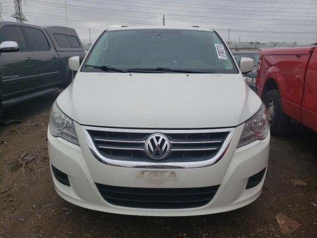 Photo 4 VIN: 2C4RVABGXCR354806 - VOLKSWAGEN ROUTAN SE 