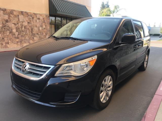 Photo 1 VIN: 2C4RVABGXCR390737 - VOLKSWAGEN ROUTAN SE 