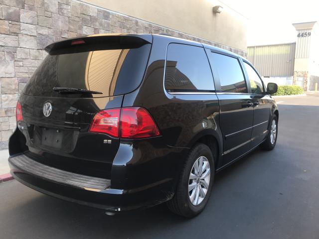 Photo 3 VIN: 2C4RVABGXCR390737 - VOLKSWAGEN ROUTAN SE 