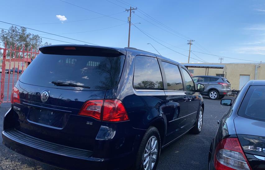 Photo 3 VIN: 2C4RVABGXCR393444 - VOLKSWAGEN ROUTAN SE 