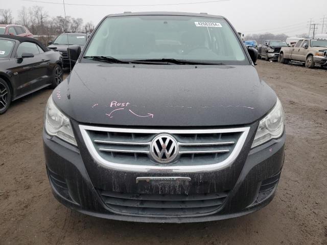 Photo 4 VIN: 2C4RVABGXDR725593 - VOLKSWAGEN ROUTAN 