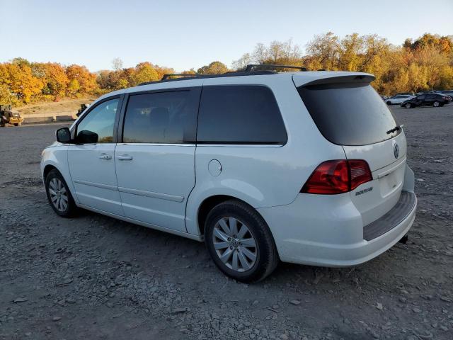 Photo 1 VIN: 2C4RVACG0CR240781 - VOLKSWAGEN ROUTAN SEL 