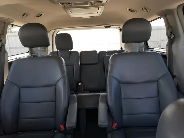 Photo 9 VIN: 2C4RVACG3CR152114 - VOLKSWAGEN ROUTAN SEL 