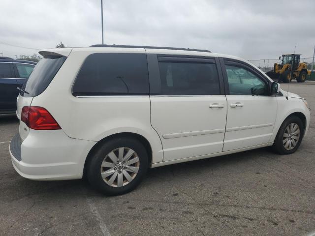 Photo 2 VIN: 2C4RVACG3CR354368 - VOLKSWAGEN ROUTAN SEL 