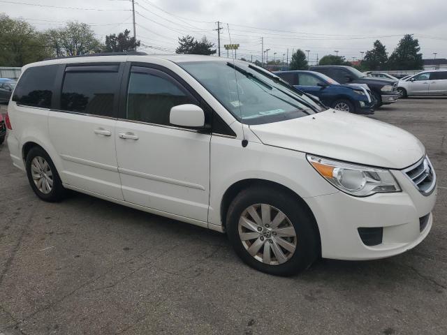 Photo 3 VIN: 2C4RVACG3CR354368 - VOLKSWAGEN ROUTAN SEL 