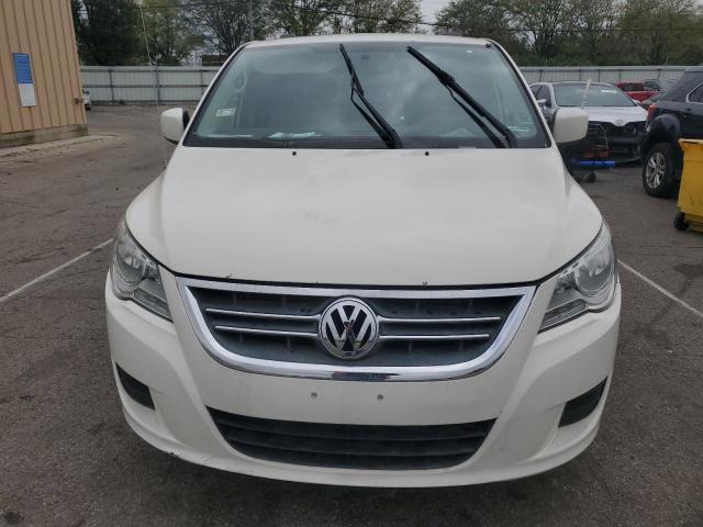 Photo 4 VIN: 2C4RVACG3CR354368 - VOLKSWAGEN ROUTAN SEL 