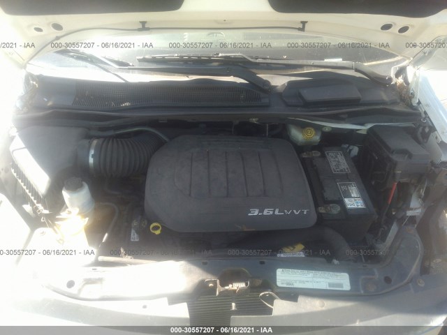 Photo 9 VIN: 2C4RVACG5CR164846 - VOLKSWAGEN ROUTAN 