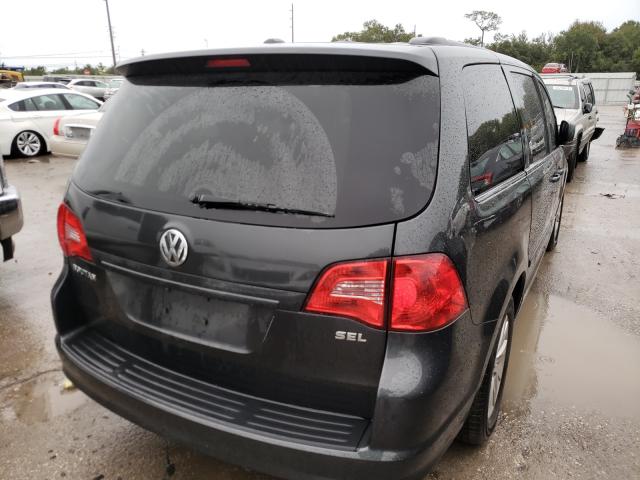 Photo 3 VIN: 2C4RVACG5CR393902 - VOLKSWAGEN ROUTAN SEL 