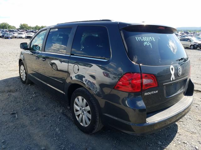 Photo 2 VIN: 2C4RVACG7CR152097 - VOLKSWAGEN ROUTAN SEL 