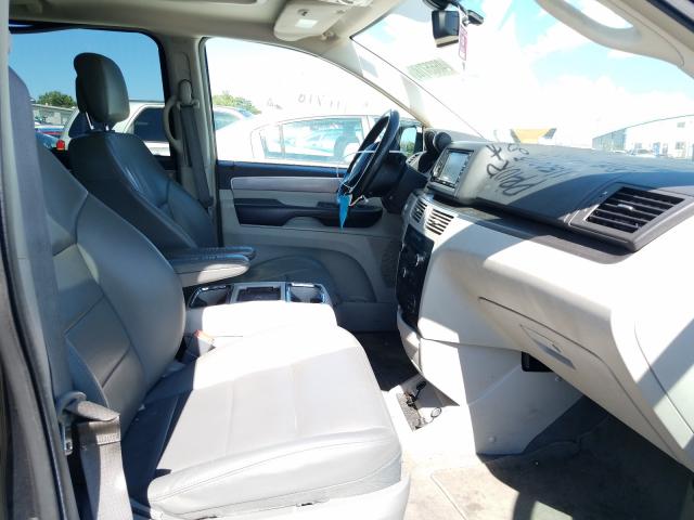 Photo 4 VIN: 2C4RVACG7CR152097 - VOLKSWAGEN ROUTAN SEL 