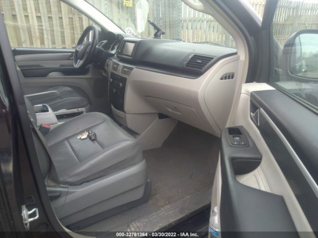 Photo 4 VIN: 2C4RVACGXCR354657 - VOLKSWAGEN ROUTAN 