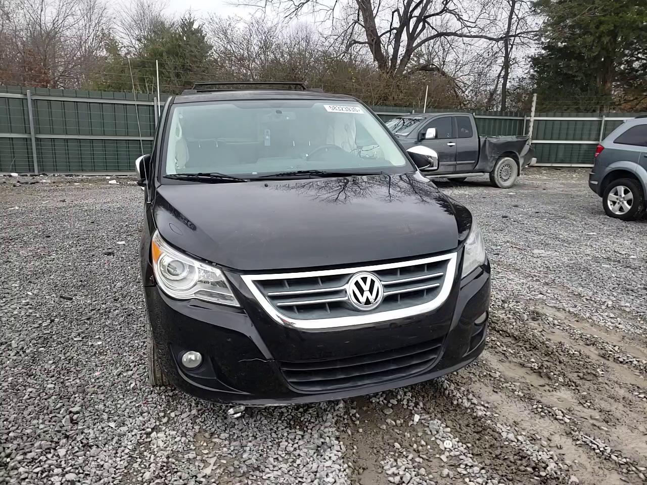 Photo 10 VIN: 2C4RVADG2ER134799 - VOLKSWAGEN ROUTAN SEL 