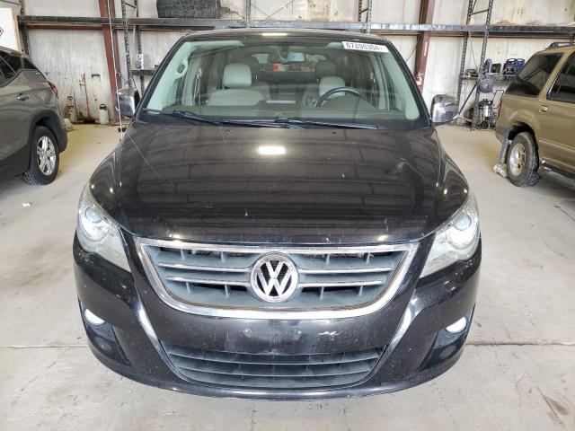 Photo 4 VIN: 2C4RVADG7CR321534 - VOLKSWAGEN ROUTAN SEL 