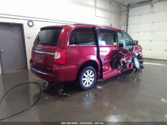 Photo 3 VIN: 2C7WC1BG9FR638170 - CHRYSLER TOWN & COUNTRY 